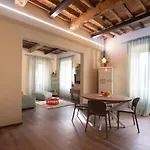 Casa Cabernet Lucca